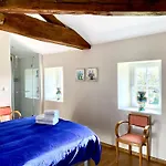 בית הארחה Aux Agapanthes, D'hotes Charentaises De Charme Avec Piscine 3*