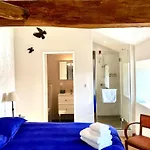 Aux Agapanthes, D'hotes Charentaises De Charme Avec Piscine Aumagne