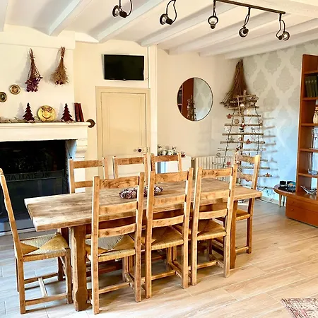 Aux Agapanthes, D'hotes Charentaises De Charme Avec Piscine 3*